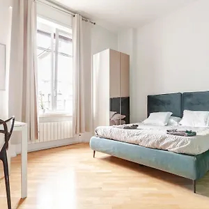 Penthouse 5 Min From Duomo Di Appartamento Milano